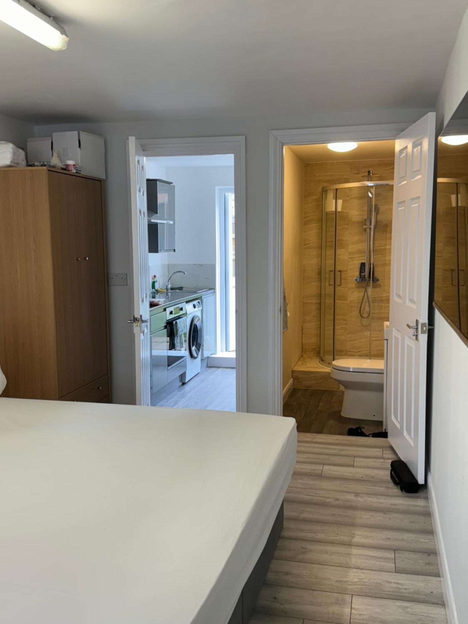 Posh Executive Studio London Thamesmead  Luaran gambar